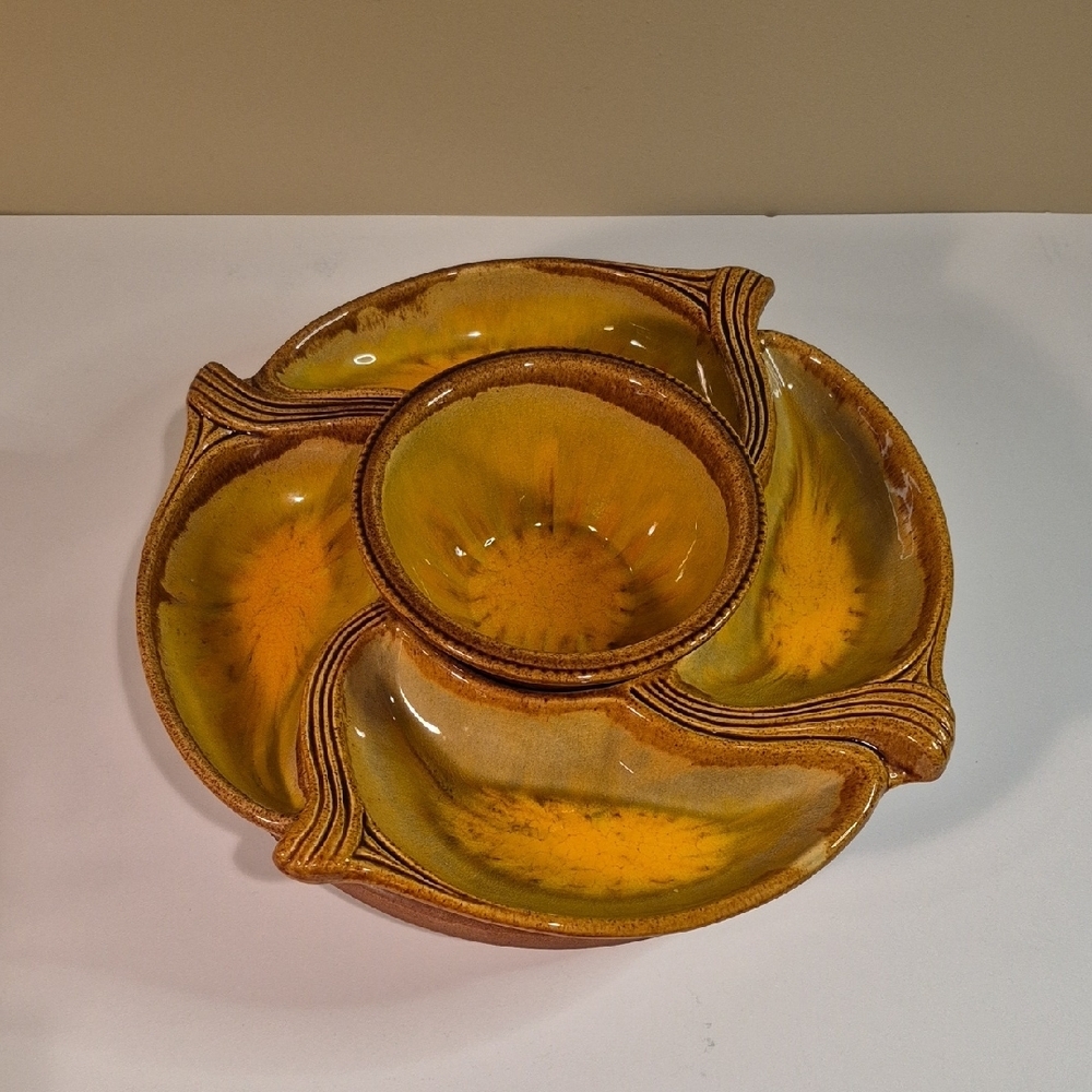 CALIFORNIA POTTERY Vintage MCM Divided Serving Dish Set With Wooden Lazy Susan